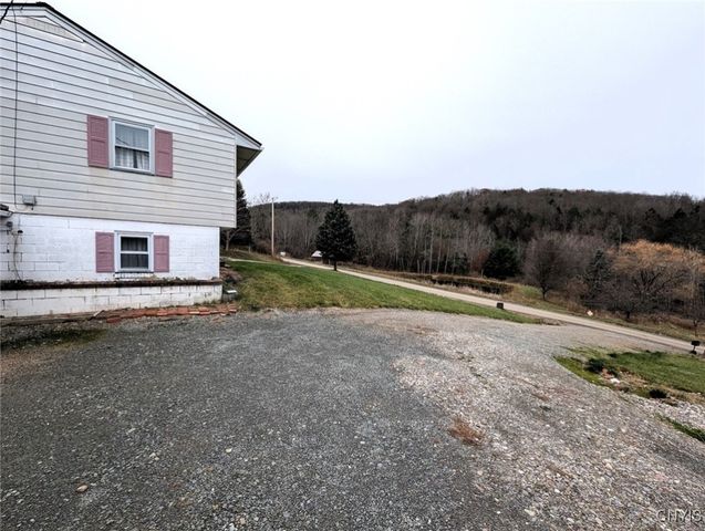 911 Purdy Hill Road, Hartsville, NY 14843