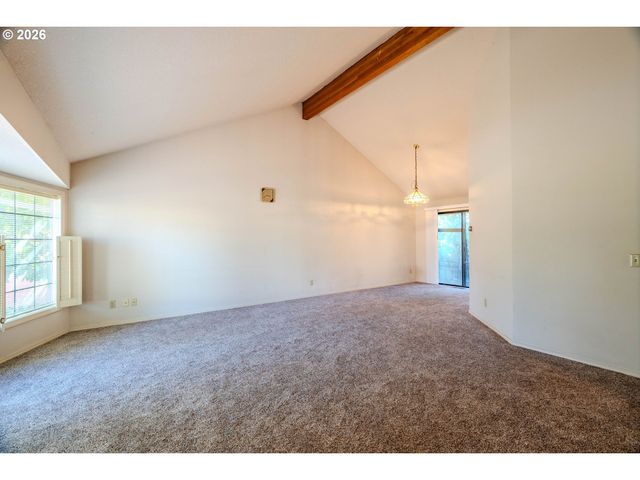 16076 Nw OAK HILLS Dr, Beaverton, OR 97006