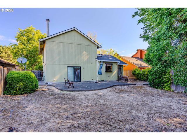 16076 Nw OAK HILLS Dr, Beaverton, OR 97006
