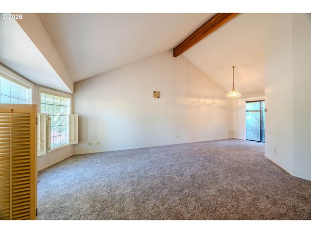 16076 Nw OAK HILLS Dr, Beaverton, OR 97006