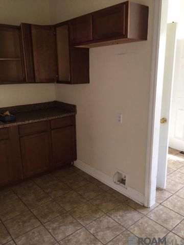 2021 Piety St, New Orleans, LA 70117