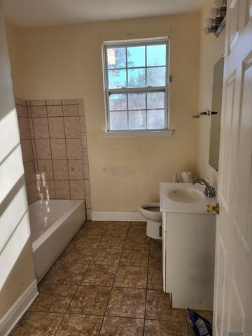 2021 Piety St, New Orleans, LA 70117