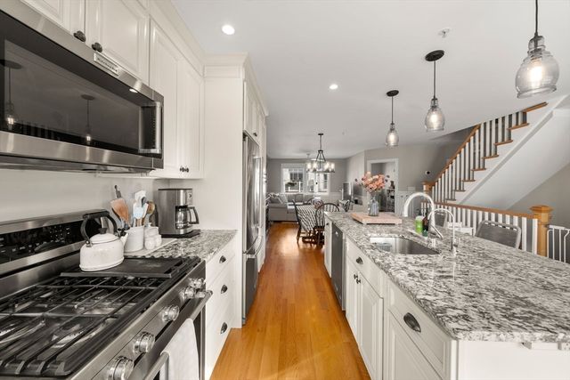 30 Park St 3, Boston, MA 02122