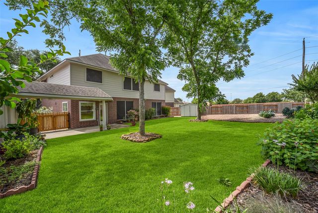15203 Wisteria Springs Drive, Cypress, TX 77433