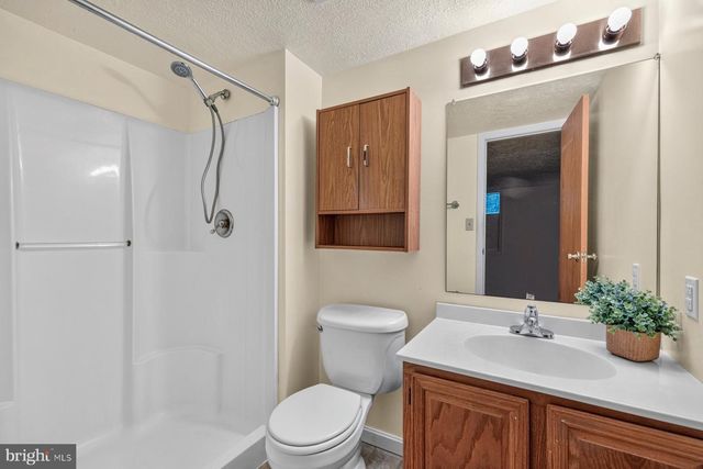 6406 WHITE OAK CT, Frederick, MD 21701