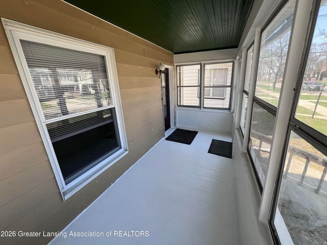 1403 W Michigan Avenue, Lansing, MI 48915