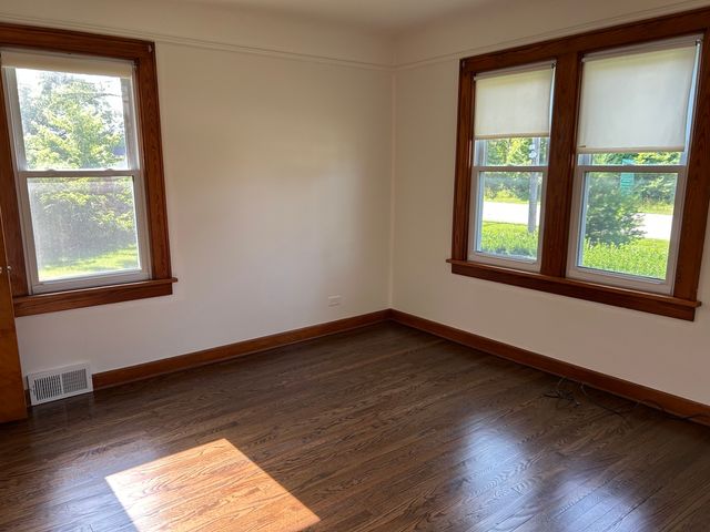 25080 W Il 173 Route 1, Antioch, IL 60002