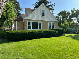 25080 W Il 173 Route 1, Antioch, IL 60002