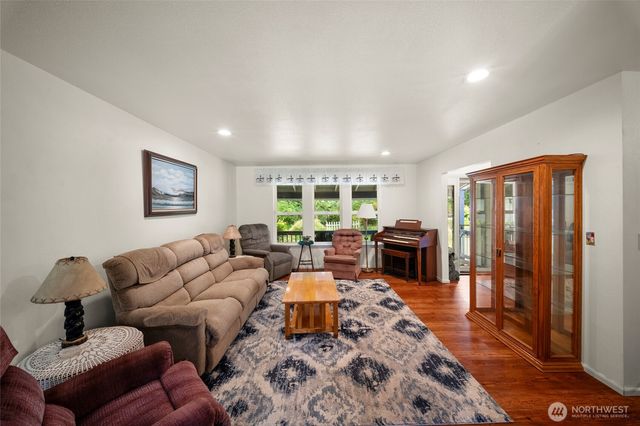 866 SE Somers Drive, Shelton, WA 98584