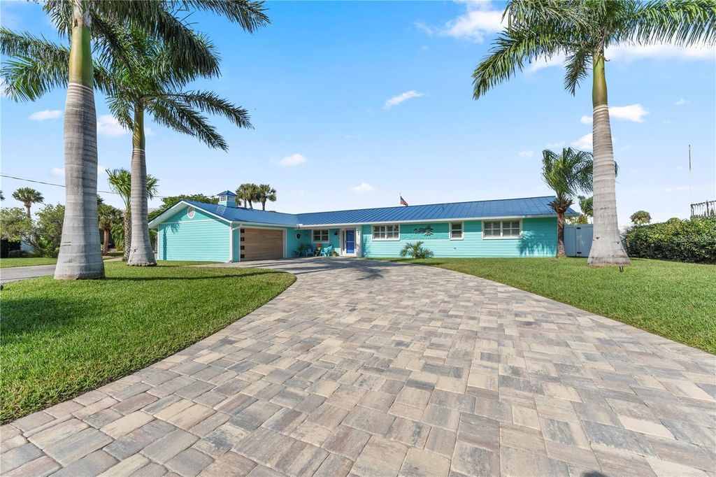 Image 2 of property listing at 118 CORAL WAY, Port Orange, FL 32127
