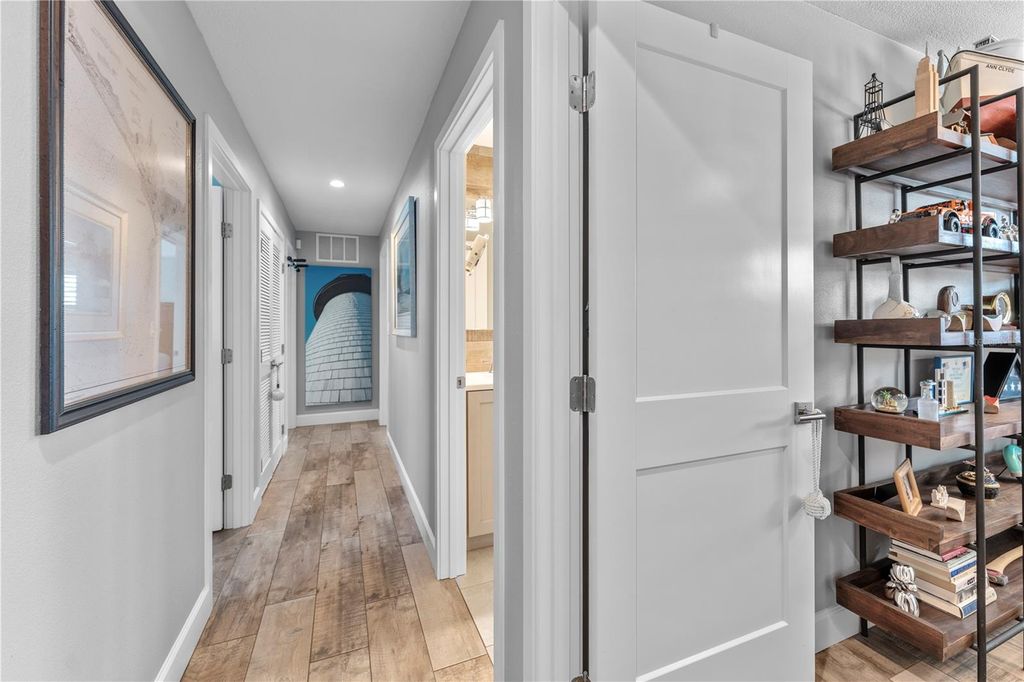 Image 20 of property listing at 118 CORAL WAY, Port Orange, FL 32127