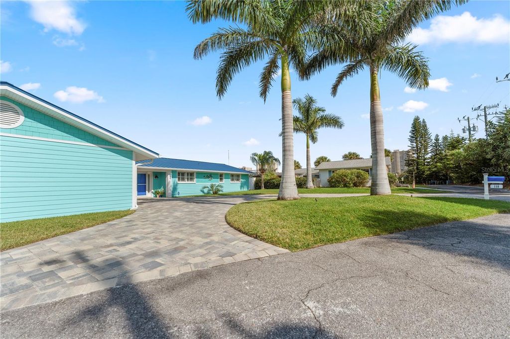 Image 3 of property listing at 118 CORAL WAY, Port Orange, FL 32127