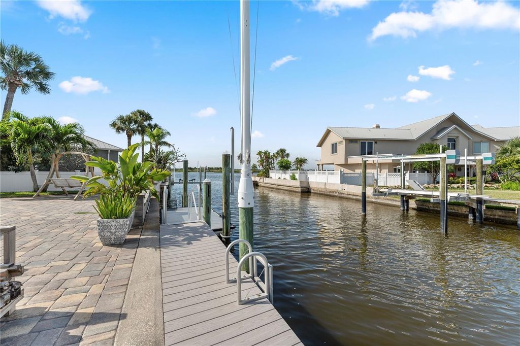 Image 44 of property listing at 118 CORAL WAY, Port Orange, FL 32127