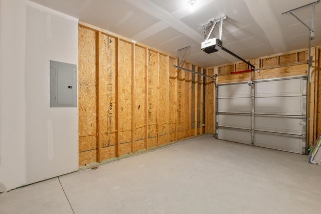 2459 W MacArthur Ct, Wichita, KS 67217