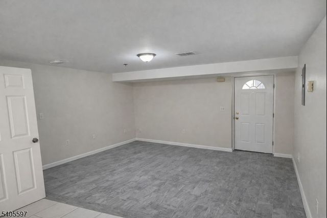 56 Kent St, Newark City, NJ 07108