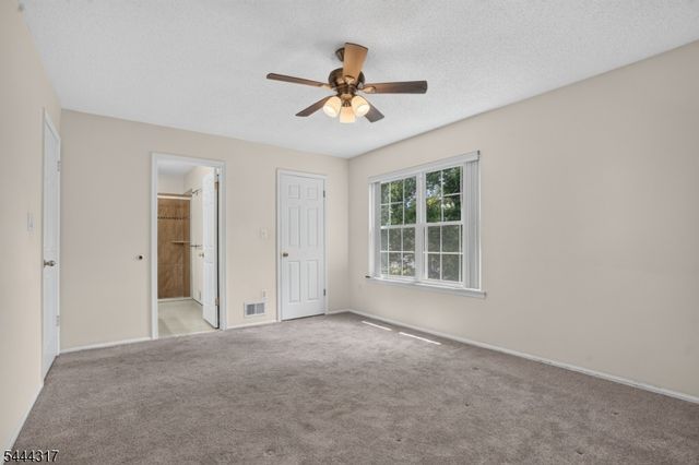 2212 Doolittle Dr, Bridgewater Twp., NJ 08807