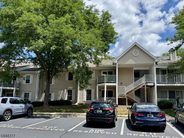 2212 Doolittle Dr, Bridgewater Twp., NJ 08807