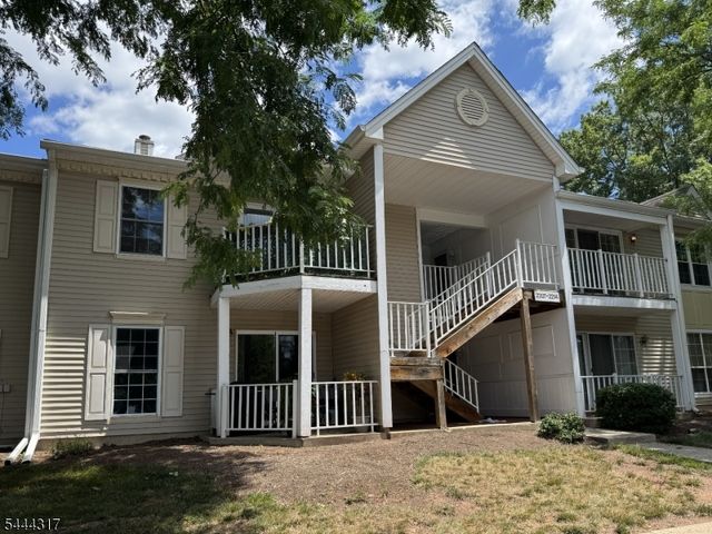 2212 Doolittle Dr, Bridgewater Twp., NJ 08807