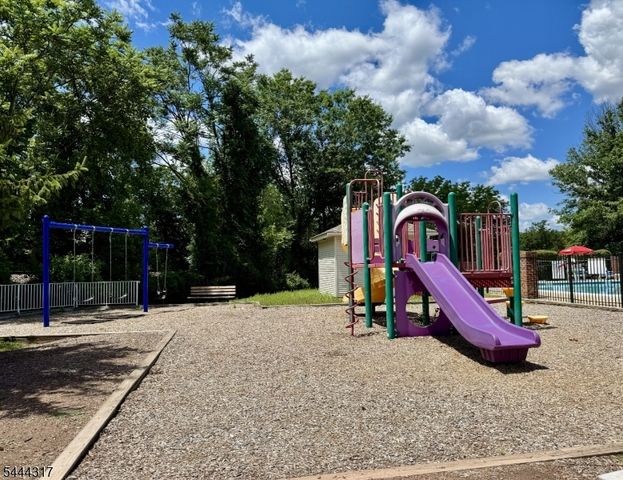 2212 Doolittle Dr, Bridgewater Twp., NJ 08807