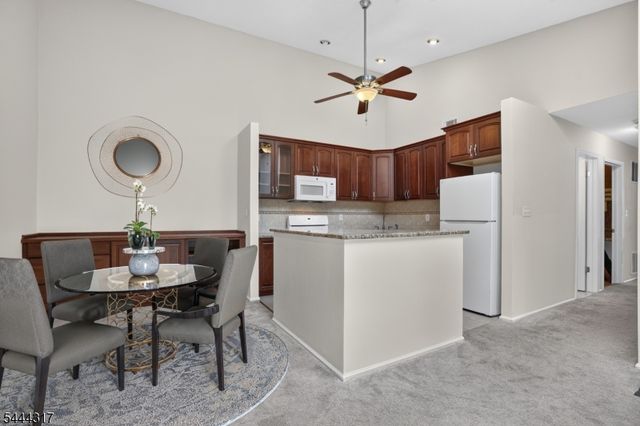 2212 Doolittle Dr, Bridgewater Twp., NJ 08807