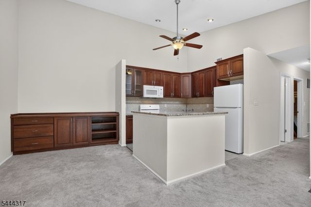 2212 Doolittle Dr, Bridgewater Twp., NJ 08807