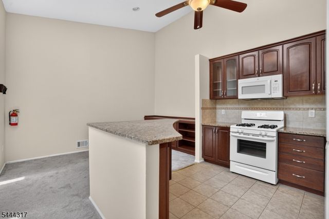 2212 Doolittle Dr, Bridgewater Twp., NJ 08807