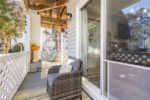 712 Inlet Quay Apt A, Chesapeake, VA 23320