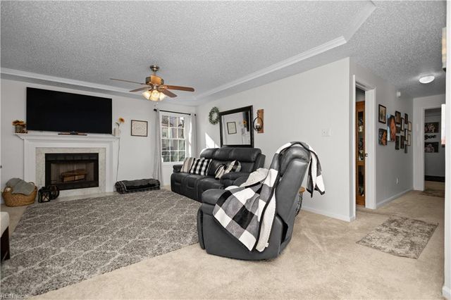 712 Inlet Quay Apt A, Chesapeake, VA 23320