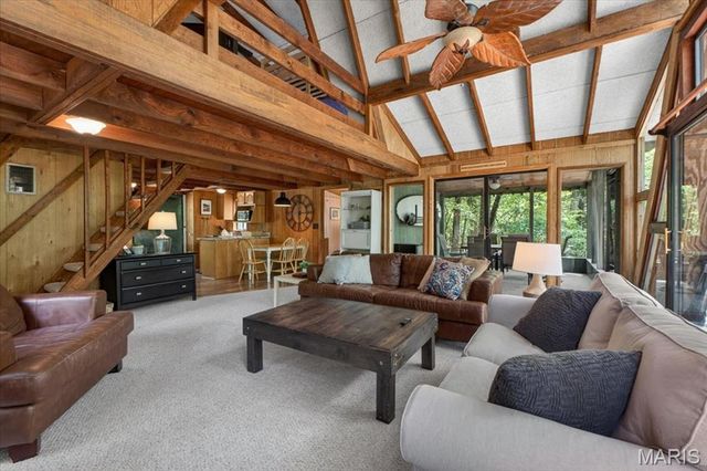 190 Hirshweg Woods Drive, Innsbrook, MO 63390
