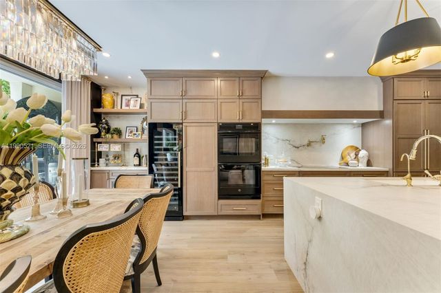 3028 NE Quayside Lane 34, Miami, FL 33138