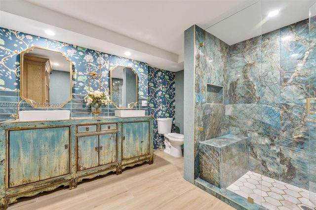 3028 NE Quayside Lane 34, Miami, FL 33138