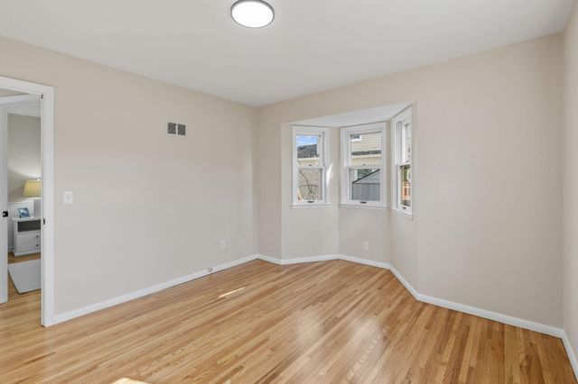 5808 Oregon Avenue N, Crystal, MN 55428