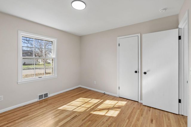 5808 Oregon Avenue N, Crystal, MN 55428