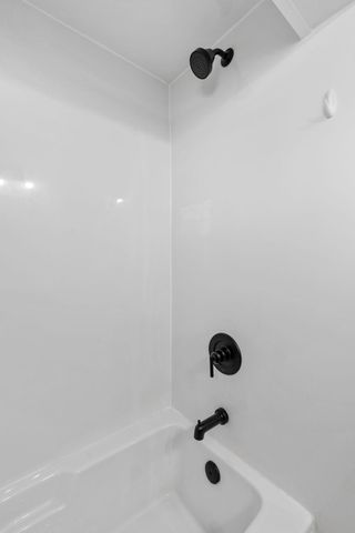 5808 Oregon Avenue N, Crystal, MN 55428