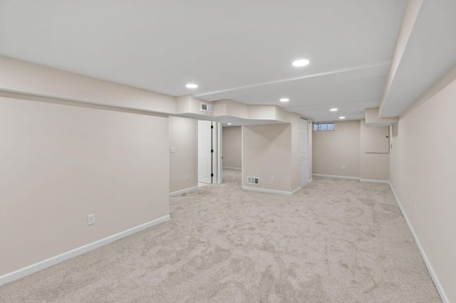 5808 Oregon Avenue N, Crystal, MN 55428