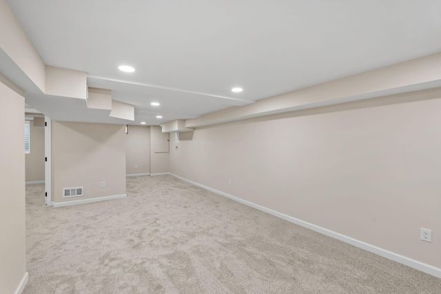 5808 Oregon Avenue N, Crystal, MN 55428