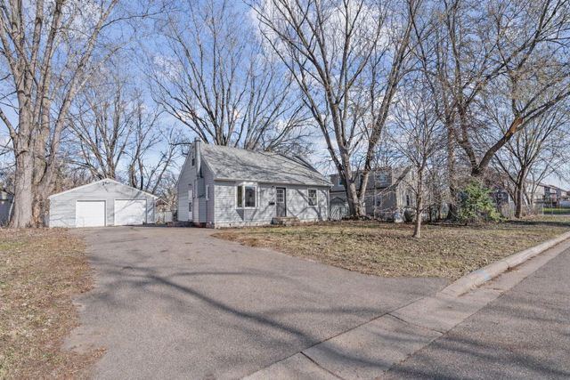 5808 Oregon Avenue N, Crystal, MN 55428