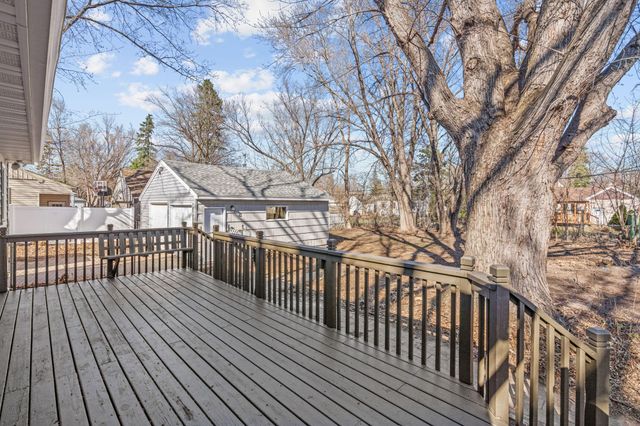 5808 Oregon Avenue N, Crystal, MN 55428