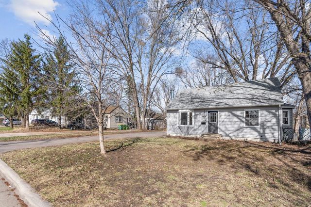 5808 Oregon Avenue N, Crystal, MN 55428