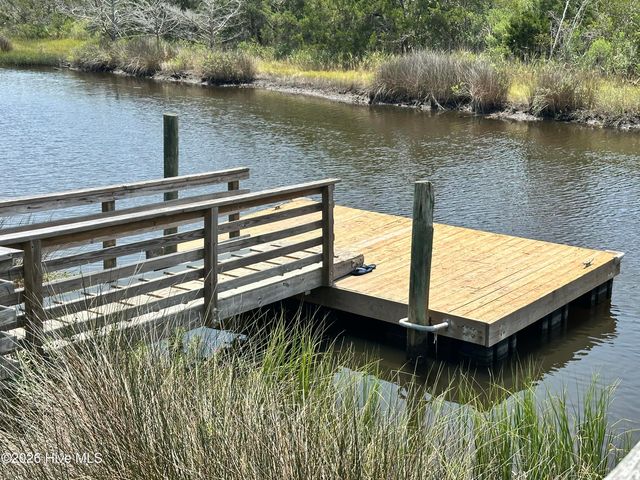 123 NE 30th Street, Oak Island, NC 28465