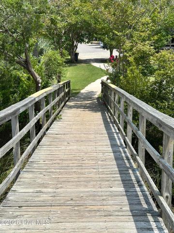 123 NE 30th Street, Oak Island, NC 28465