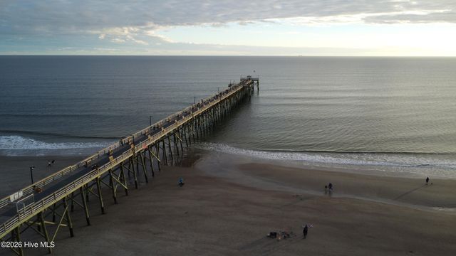 123 NE 30th Street, Oak Island, NC 28465