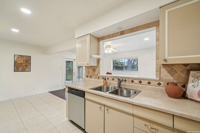 1307 Cibolo Trail, Universal City, TX 78148