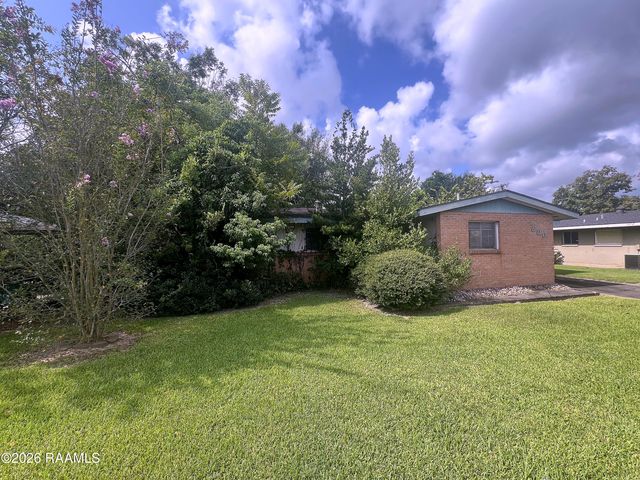 600 Creswell Lane, Opelousas, LA 70570