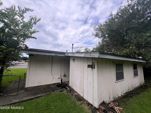 600 Creswell Lane, Opelousas, LA 70570