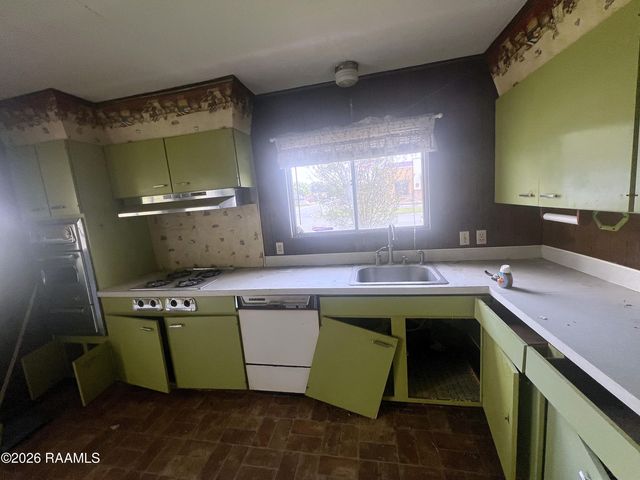 600 Creswell Lane, Opelousas, LA 70570