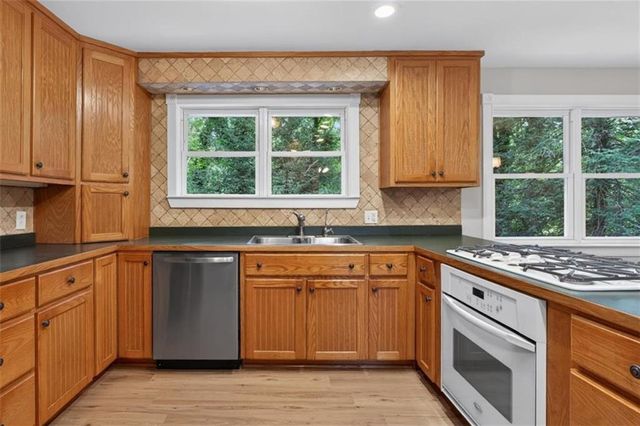 837 Puckett Road, Waleska, GA 30183