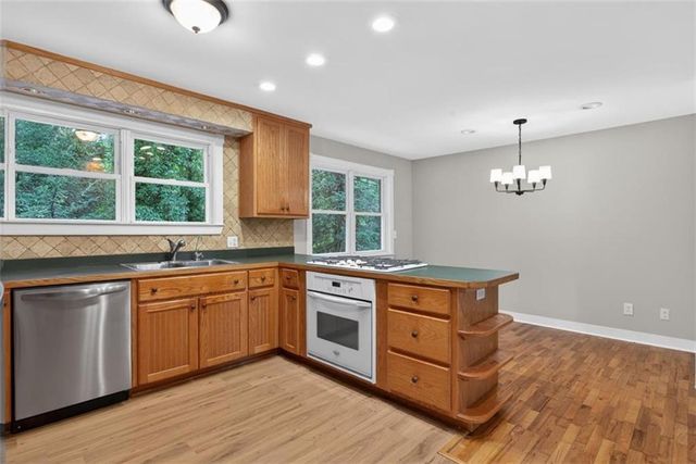 837 Puckett Road, Waleska, GA 30183