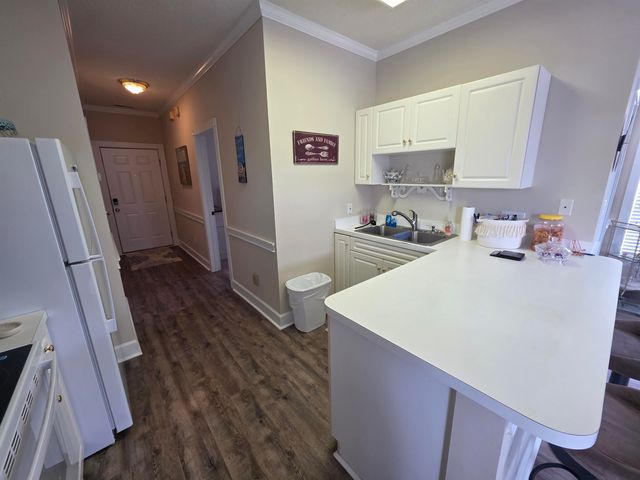 4713 Wild Iris Dr Apt 205, Myrtle Beach, SC 29577