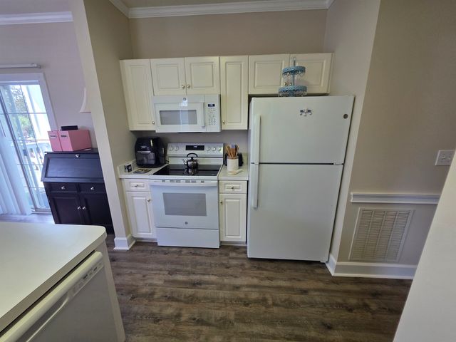 4713 Wild Iris Dr Apt 205, Myrtle Beach, SC 29577